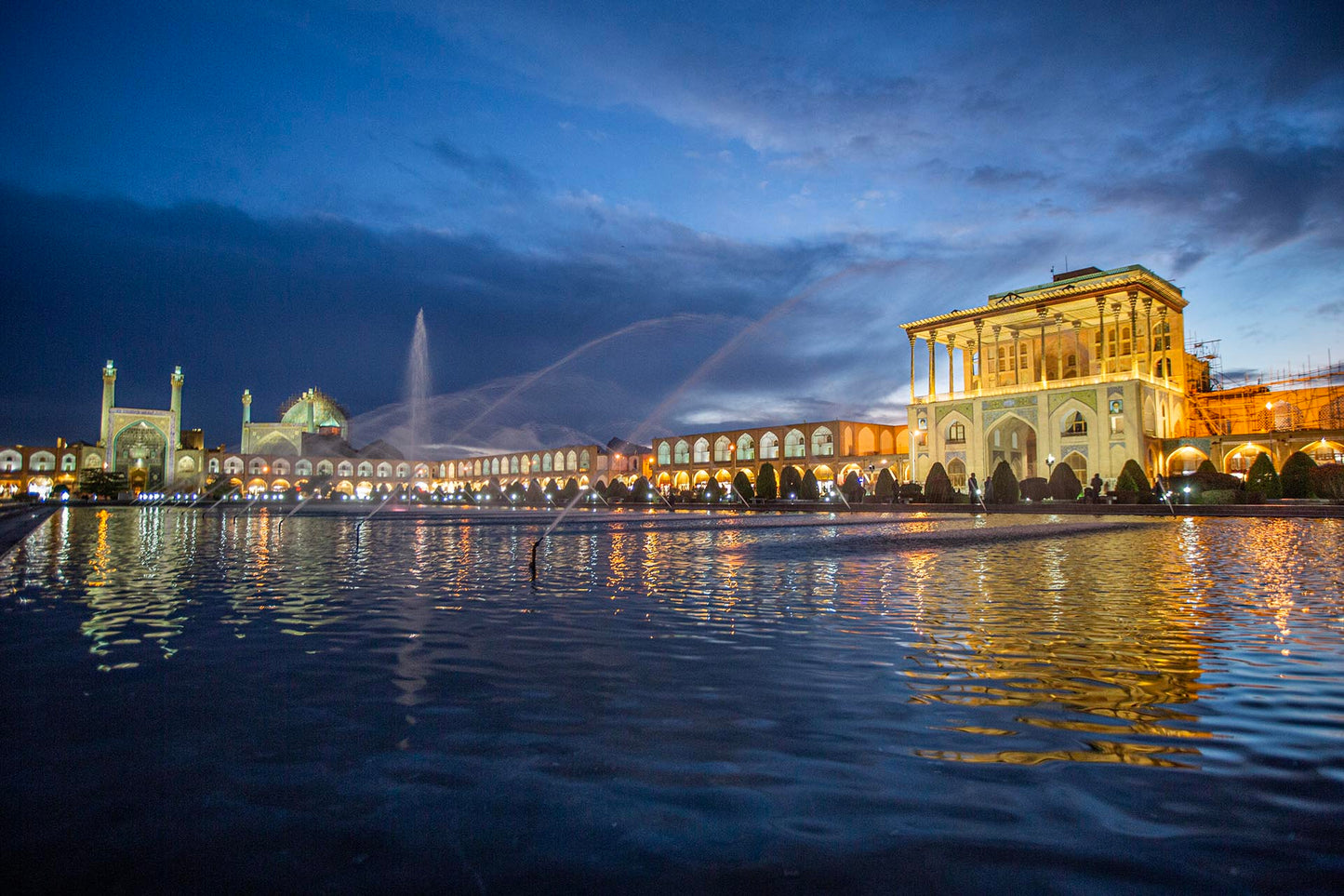 MEIDAN EMAM BY NIGHT